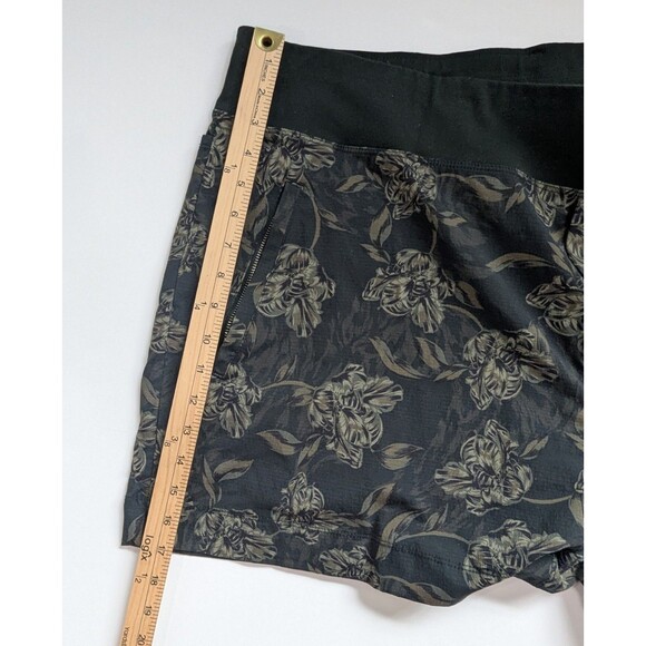 Women's Athleta Trekkie North Printed Shorts Size 26 Ripstop Outdoors Army Green - Picture 6 of 13
